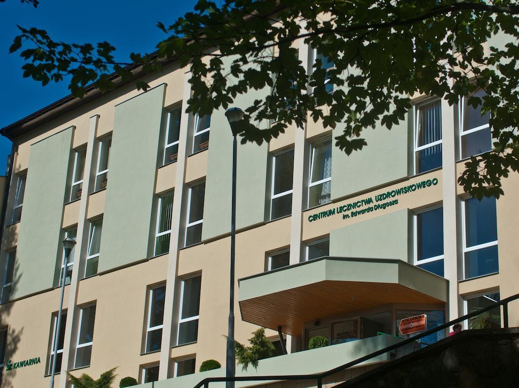 Sanatorium Uzdrowiskowe Nr IV Hotel Iwonicz-Zdrój Eksteriør billede